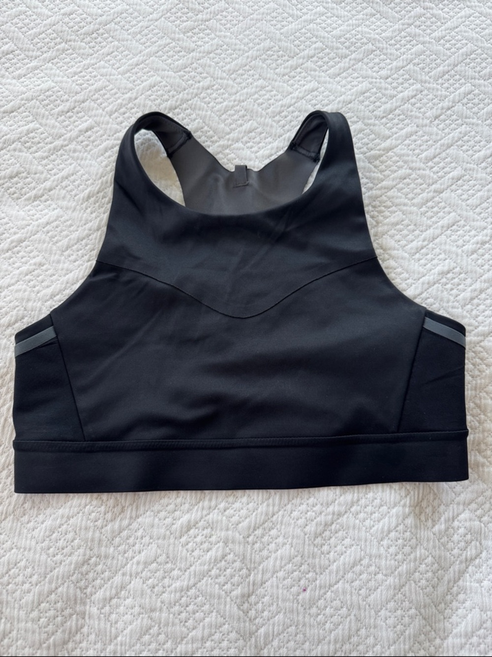 Brooks Black High-Neck Sports Bra - Brand Unknown